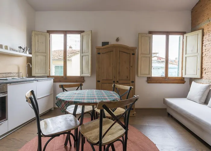 Апартаменты Fiesolana 27